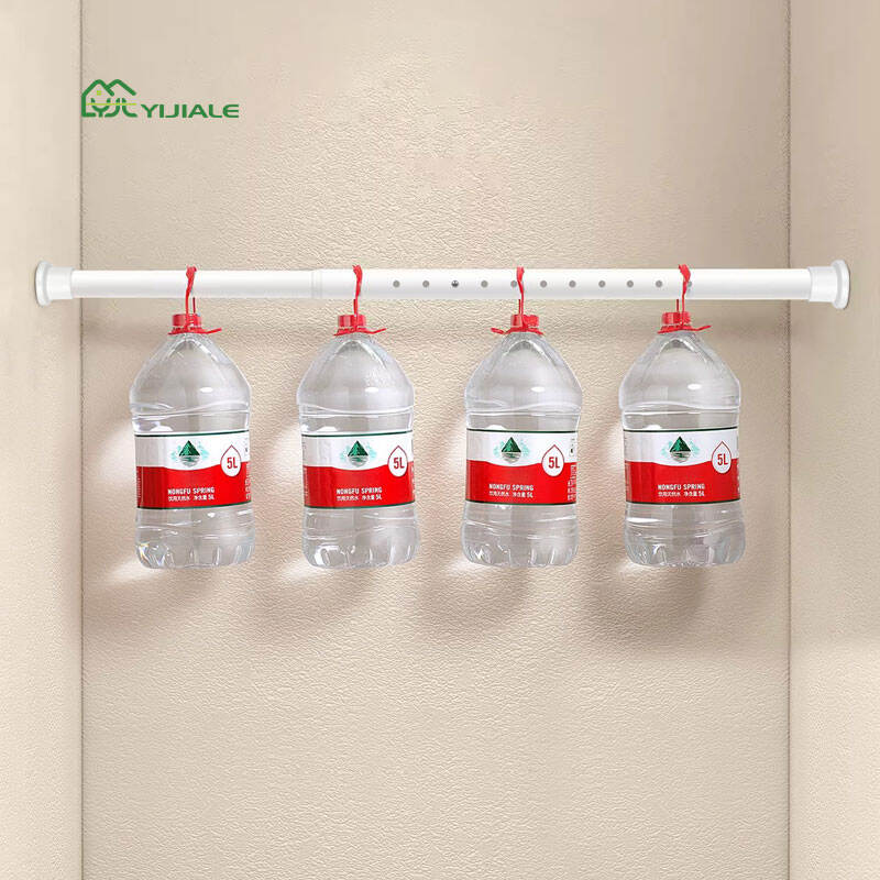 Installazione facile e regolazione senza problemi con gli astini regolabili