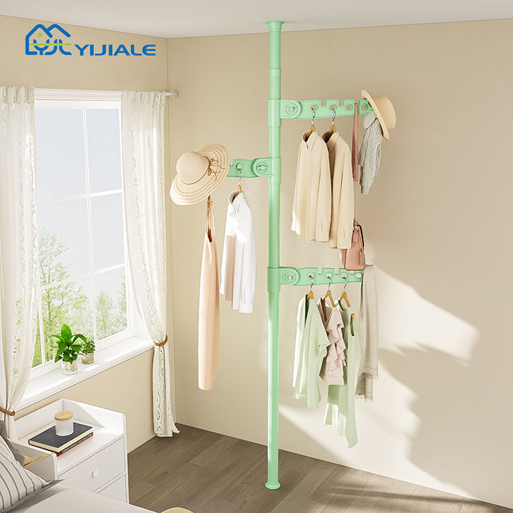 Cheap and simple: a pvc pipe clothing rack that uses few materials.