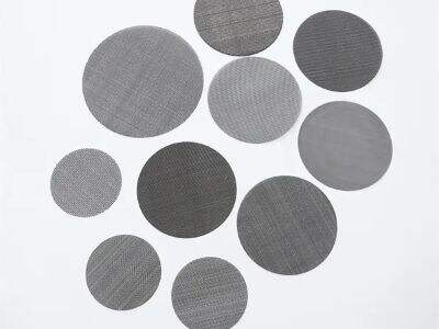 So filtern Sie abrasive Füllstoffe, ohne das Metall-Drahtgewebe zu beschädigen