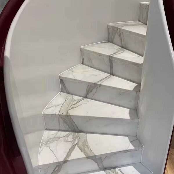 Explorando opciones de cerámica colorida para cambios de imagen de escaleras