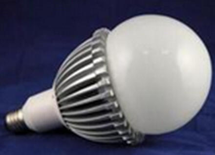 LED جهد التخفيض 120VAC مكثفات التصغير الفائقة حالة التطبيقات عادة ما تستخدم منتجات LED (120VAC)