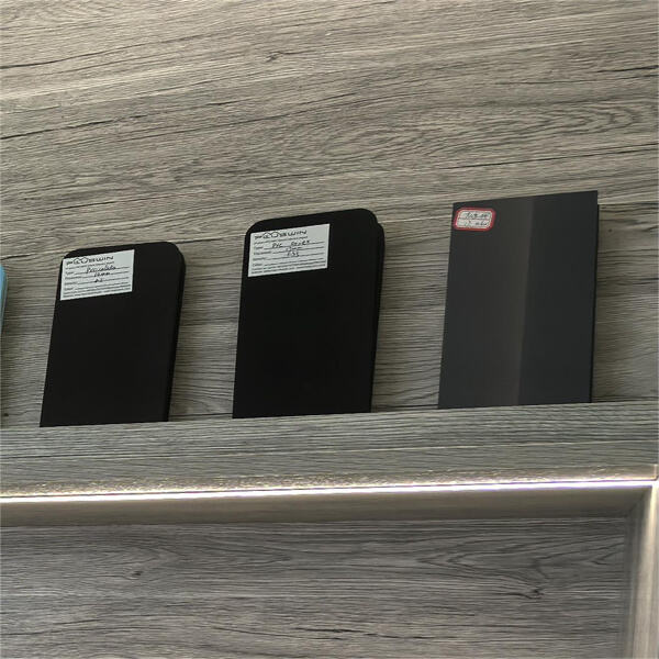 Por qué el tablero de espuma de PVC negro es superior para exhibiciones al aire libre