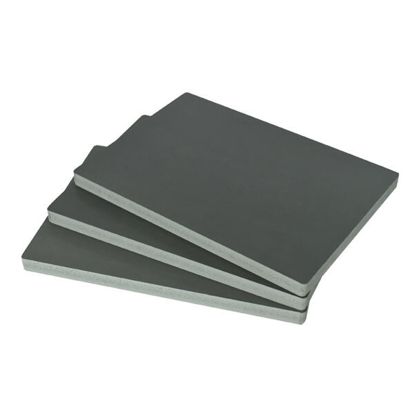 Eigenschaften von grauem PVC-Board im Vergleich zu anderen Farben: