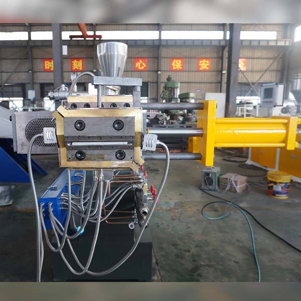 Security of Hot Melt Extruder Machines