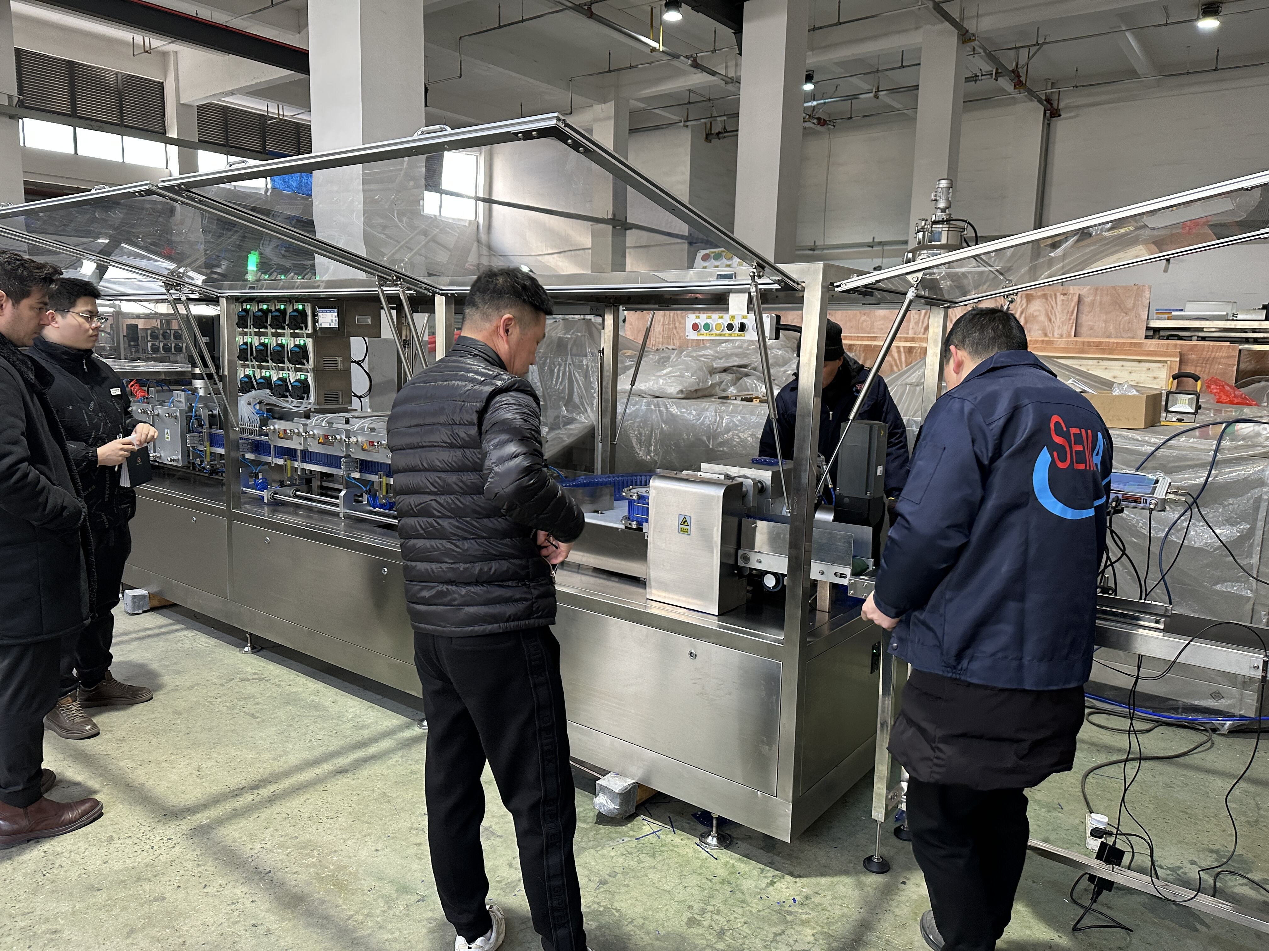 Customer coming to our factory to check the finished machine