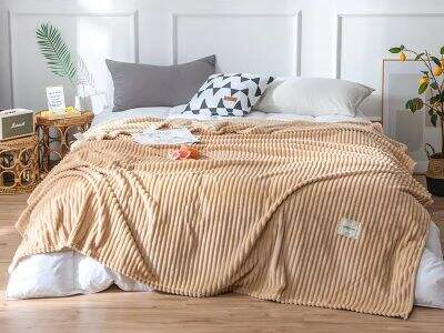 What to Consider When Choosing Fabric Type for Blanket Custom Projects