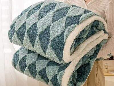 Како утичу прилагођени дизајни ћебади на привлачност полица у продавницама