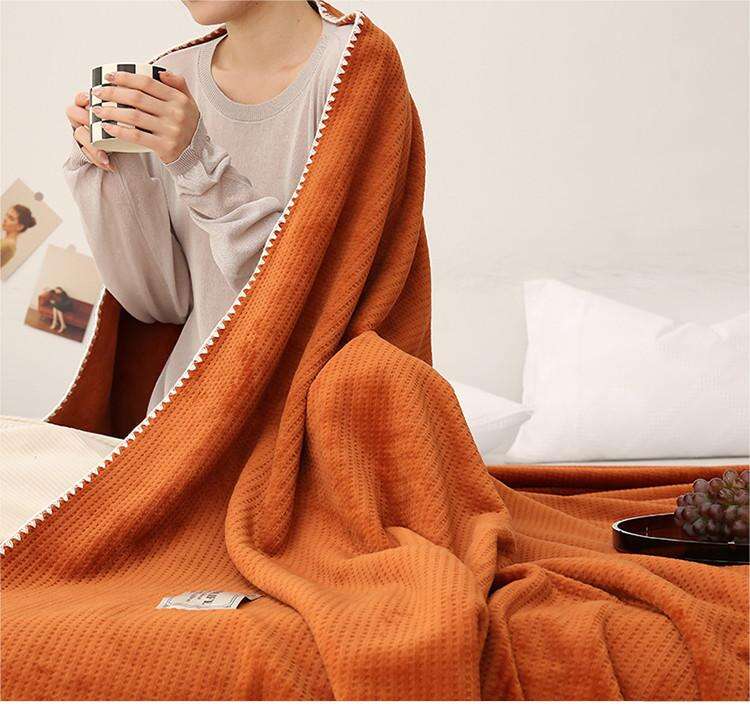 Aoyatex Hot Sale Flannel Fleece Blanket Solid Waffle Blanket Baby Super Soft for Sofa manufacture