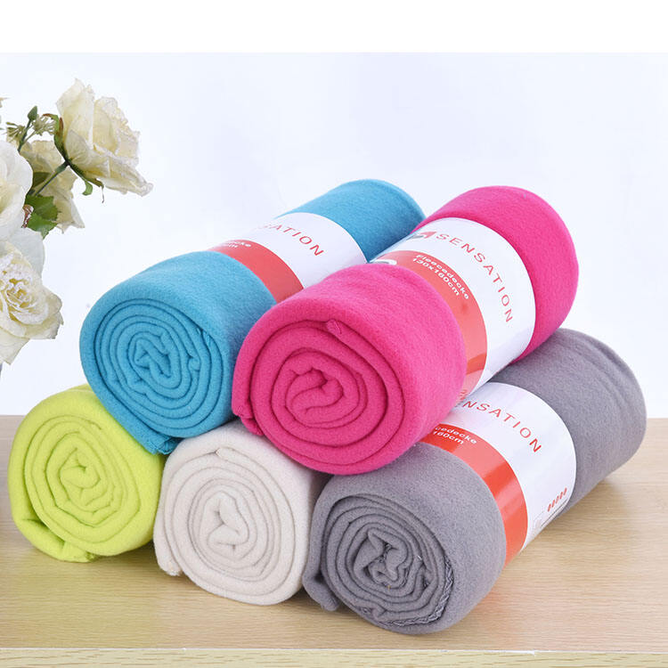 Aoyatex Promotion Blanket Solid Comfortable Polar Fleece Blanket factory