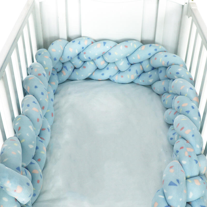 Newborn Baby Bed Crib Bumper Hand Woven Nursery Soft Knot Braided Indoor Decor 4 Stranded Bumper supplier