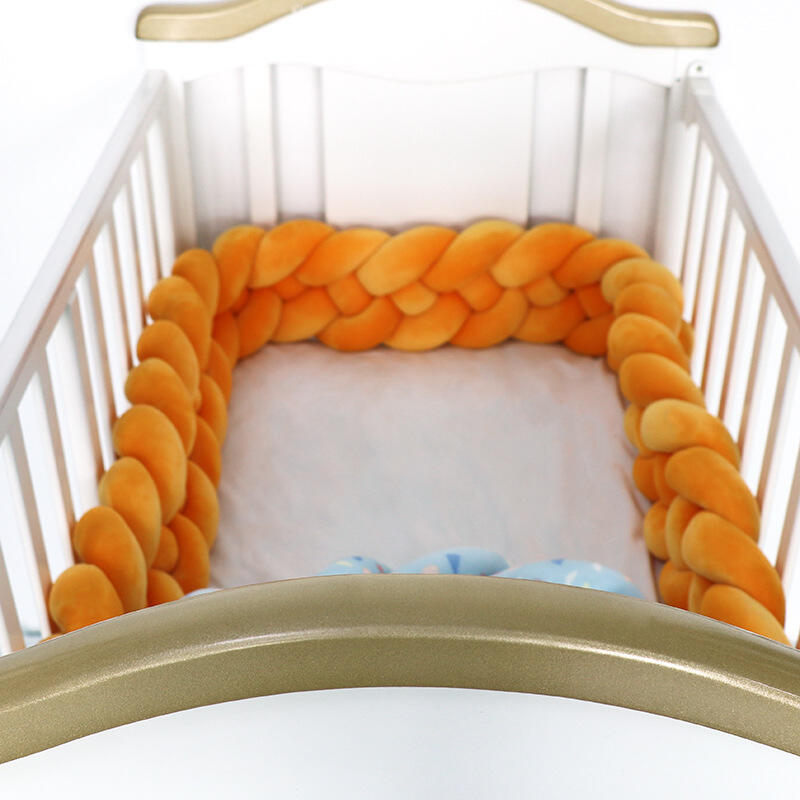 Newborn Baby Bed Crib Bumper Hand Woven Nursery Soft Knot Braided Indoor Decor 4 Stranded Bumper supplier