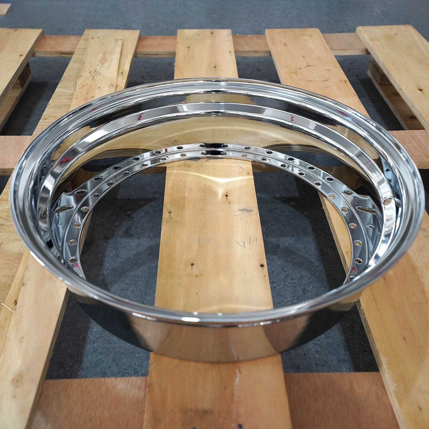 custom 6061 T6 aluminum alloy 19x4.5 chromed reverse mount for 3 piece forged wheel