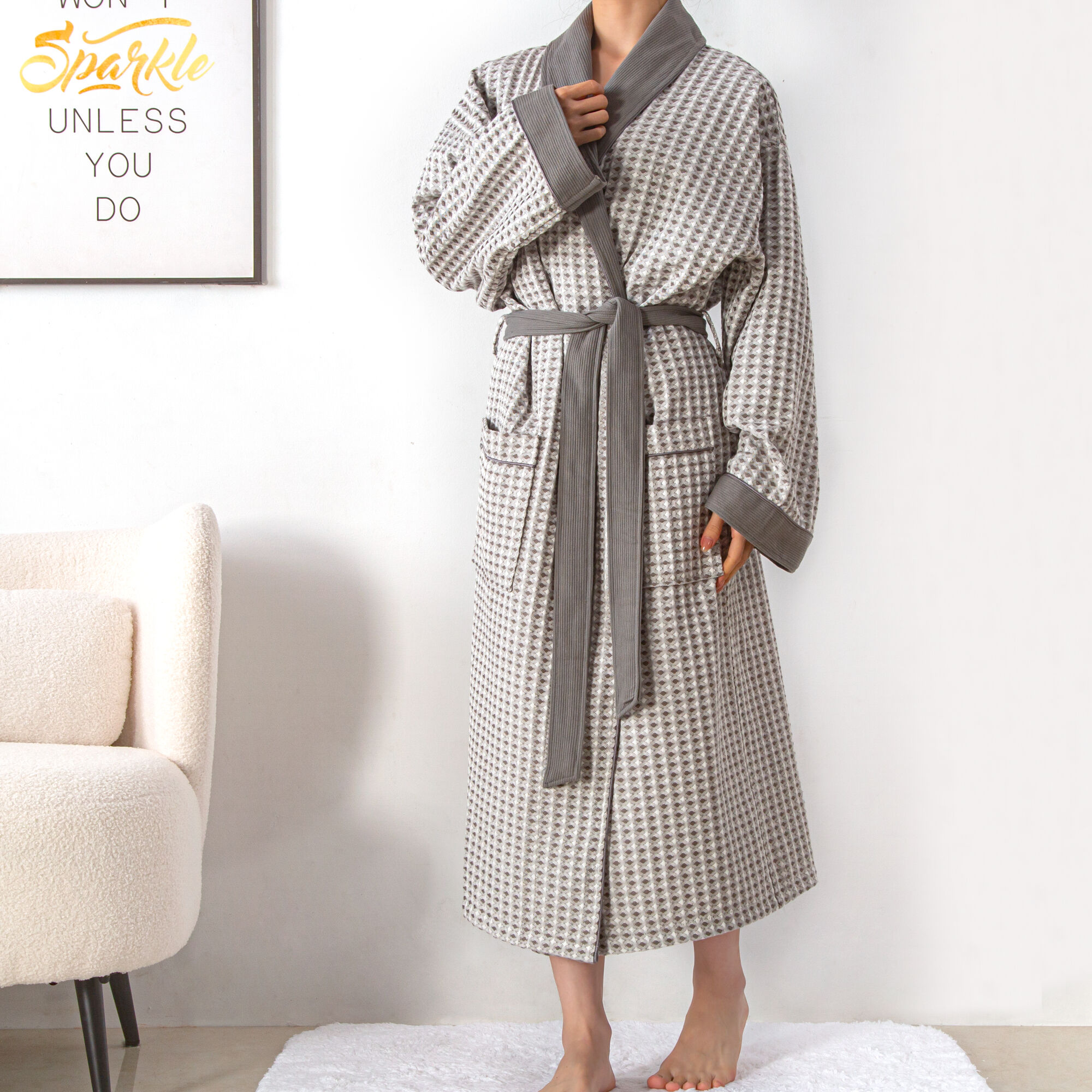 New soft comfortable solid color absorbent cotton bathrobe