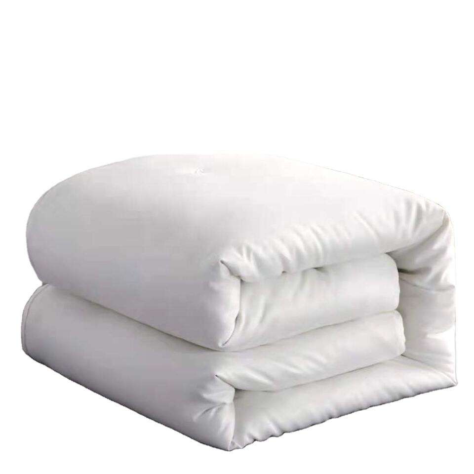 Màu trắng 100% sợi nhỏ Mền bông Polyester Quilting Khăn trải giường đơn Chăn bông Polyester Duvet