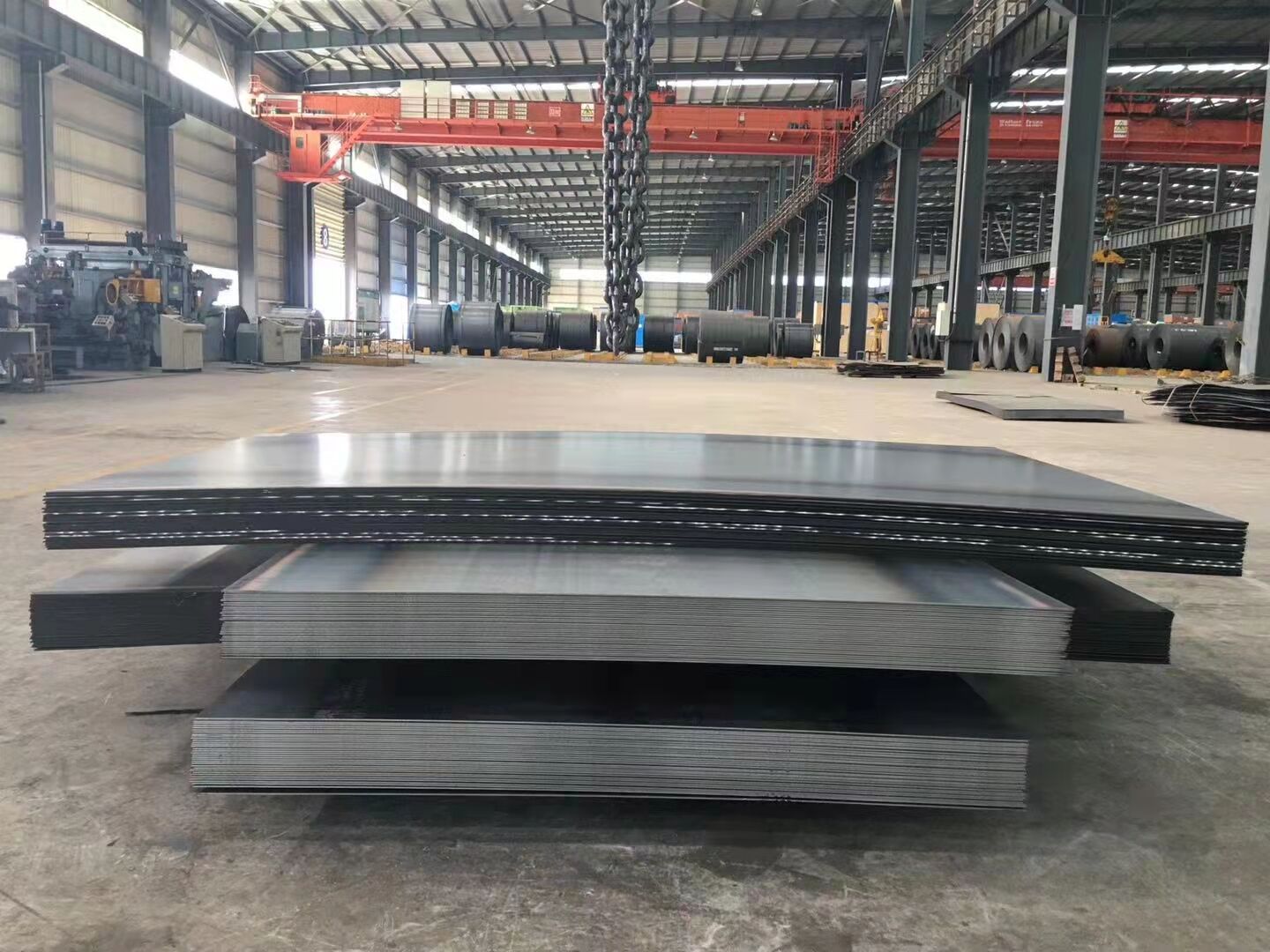 HB400 HB450 AR400 AR450 Hard Oiled Black Price ASTM AISI JIS BS Alloy Carbon Steel XAR450 XAR500 XAR600 Steel Plate manufacture