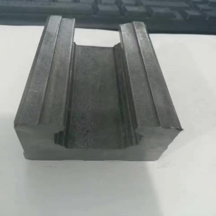 China Manufacturer EN DIN ASTM JIS Carbon Steel SS400 A36 U C-shaped Channel Steel details