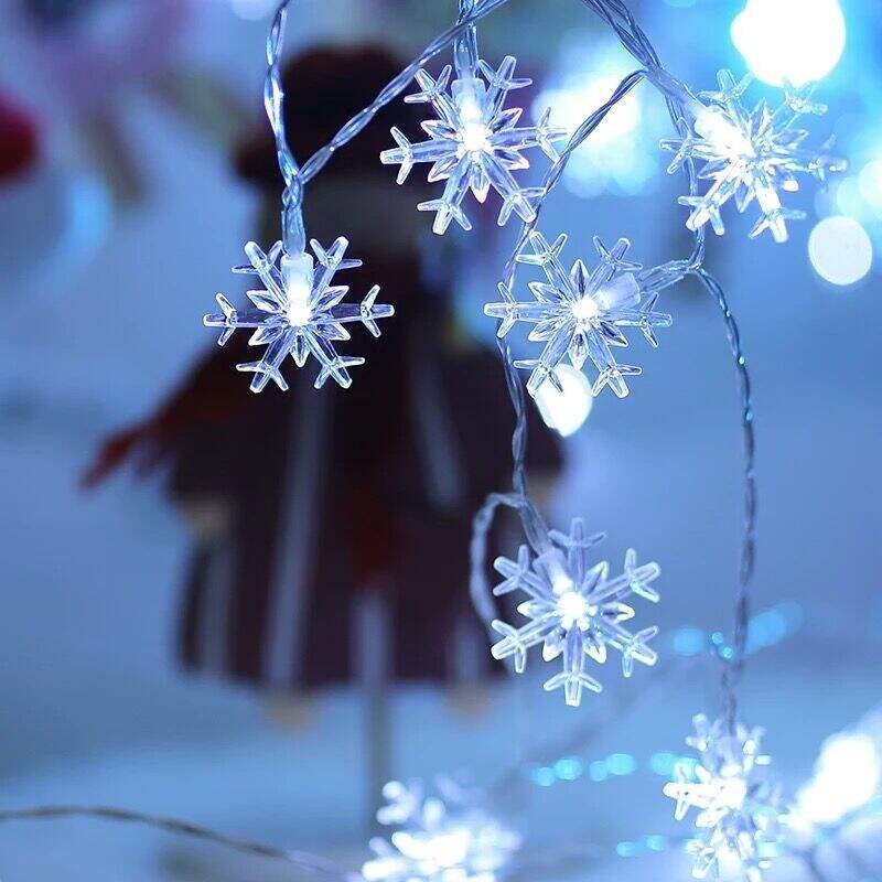 Battery Operated 3M Snowflake LED String Lights for New Year Christmas Garland Decorations factory