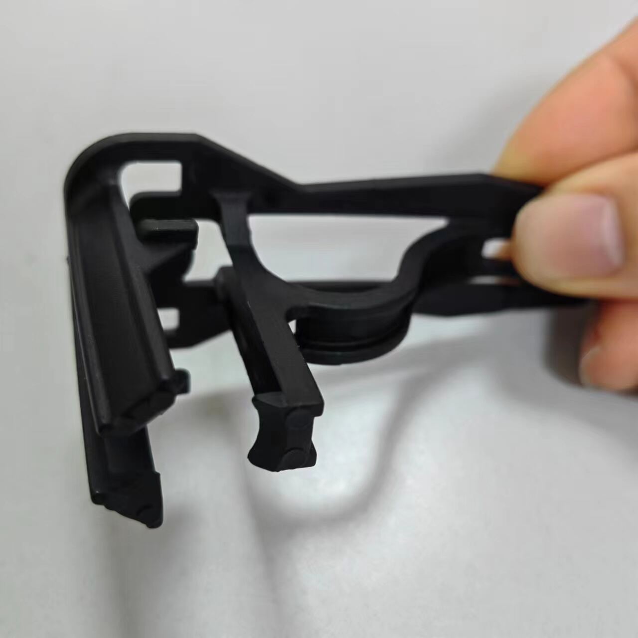 Outdoor C7 C9 Light Stand Up Mounting Roof Gutter Plastic PVC Black Clips details