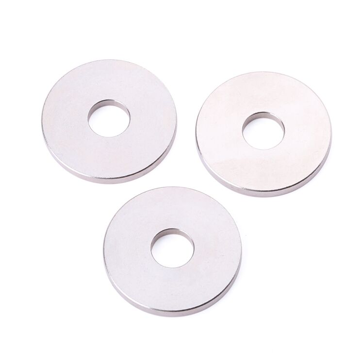 Factory direct sales DIN9021 round metal washers plain penny ring stainless steel flat washer details