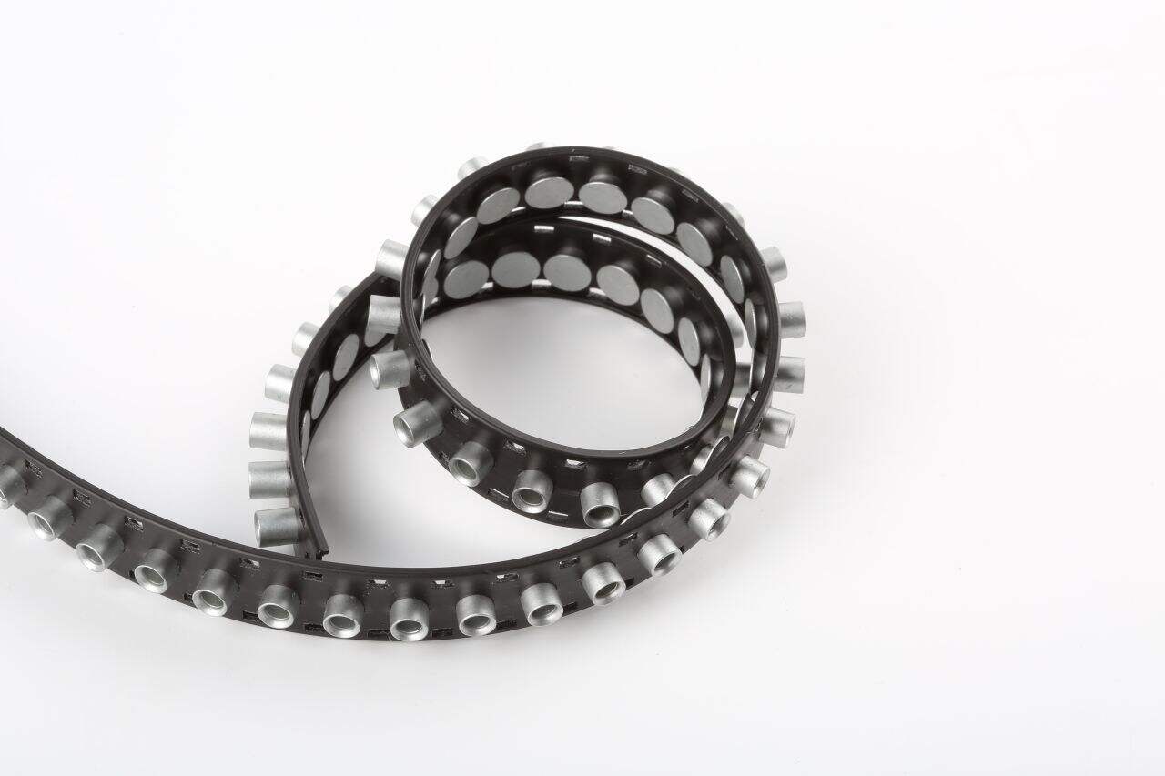 Common materials used in plain washer manufacturing
