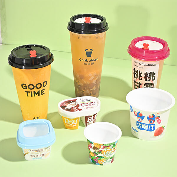 Personalized Plastic Cups for Tailgates, Parties, and More