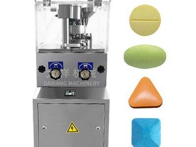 دور آلة ضغط الأقراص الصغيرة في تصنيع التجارب السريرية