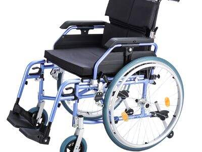 Unde să cumpărați scaune cu rotile