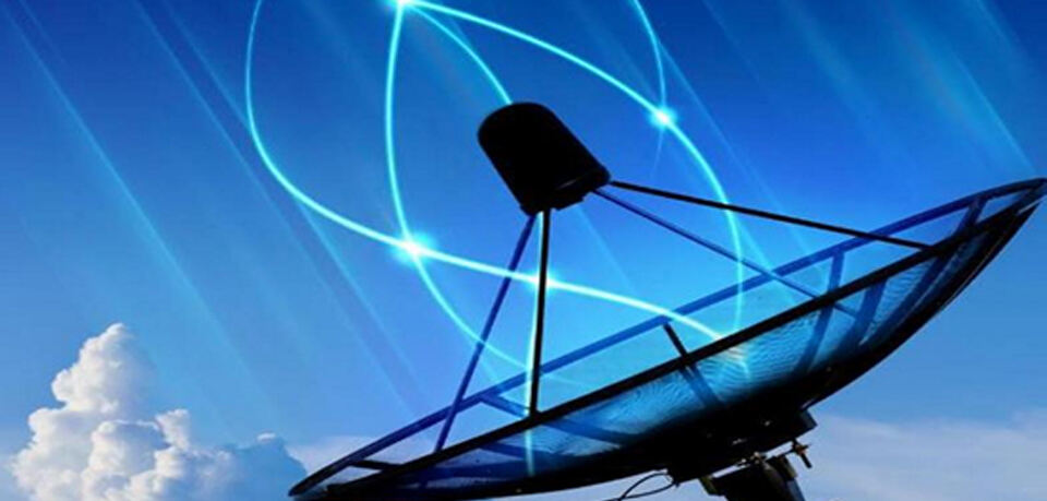تعد موصلات التردد اللاسلكي مكونًا إلكترونيًا مهمًا يستخدم على نطاق واسع في مجالات الطيران والاتصالات والطب والسيارات وغيرها من المجالات.