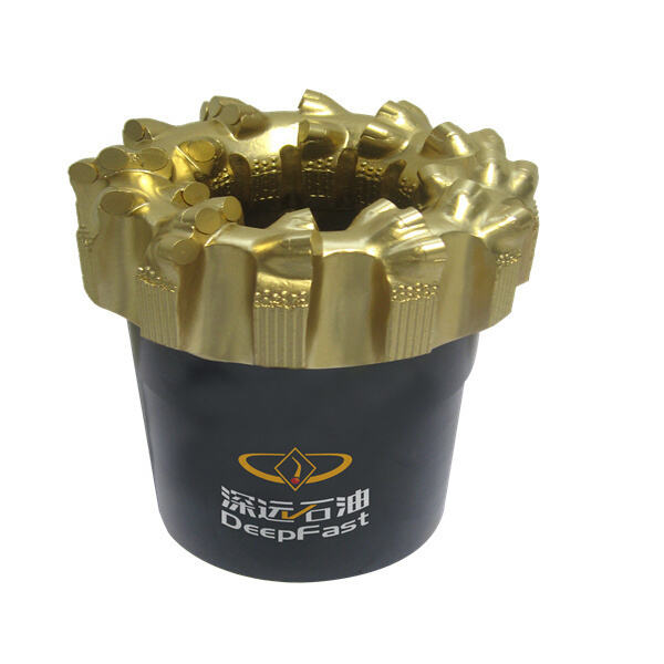 Conçue pour durer, la carotteuse 117mm est fabriquée en matériaux de haute qualité capables de résister à une utilisation intensive.