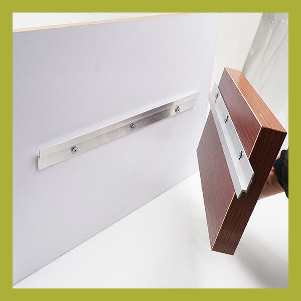 Easy-to-use and secure attachmen