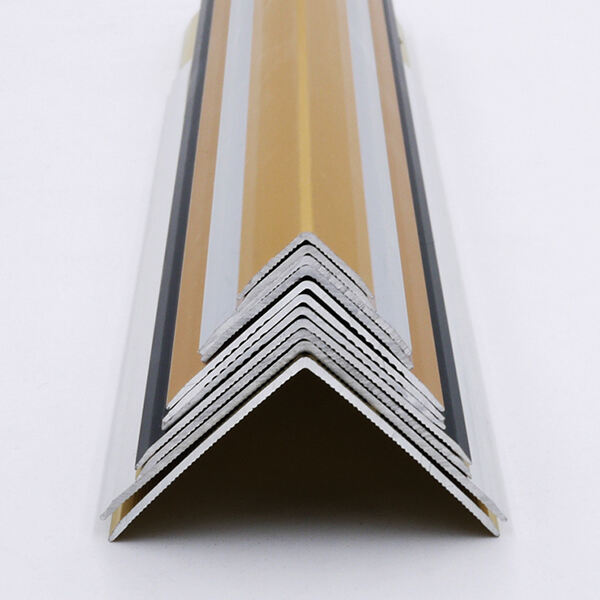 Innovation in White Aluminum Angle Trim