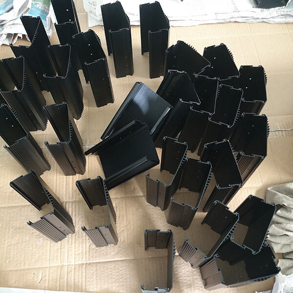 Varför aluminiumsextrusionsskåp är idealiska för skydd