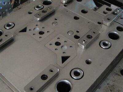 How Roll Feeders Enhance Precision in Metal Stamping Applications