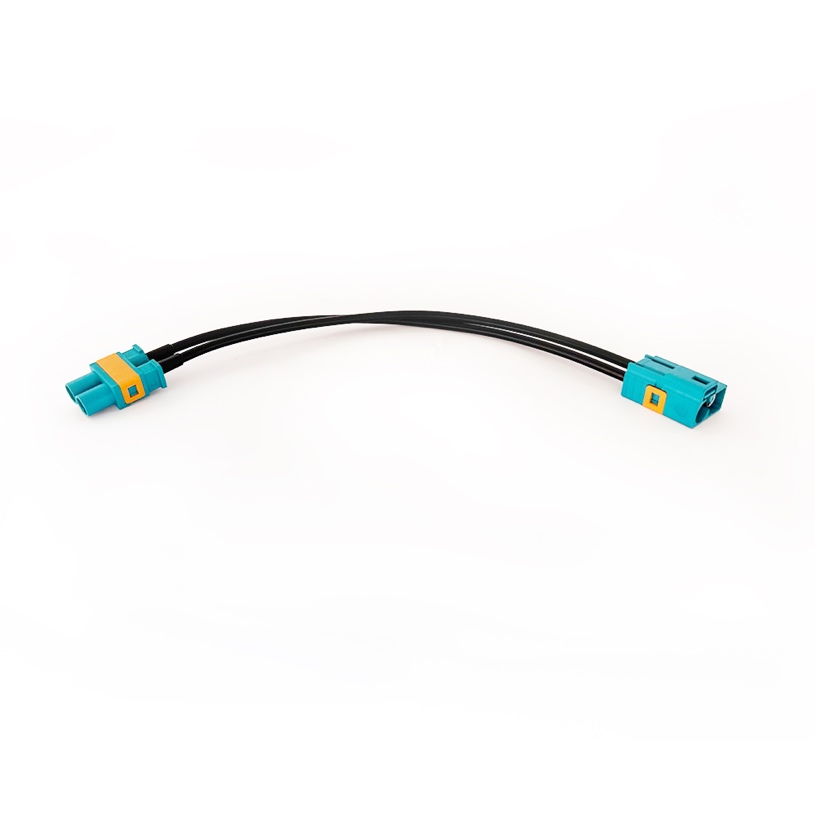 Dacar302 Fakra-KJ dos en uno Cable coaxial flexible de tamaño personalizado con material de TPU Aislamiento de PVC Tipo de conductor sólido