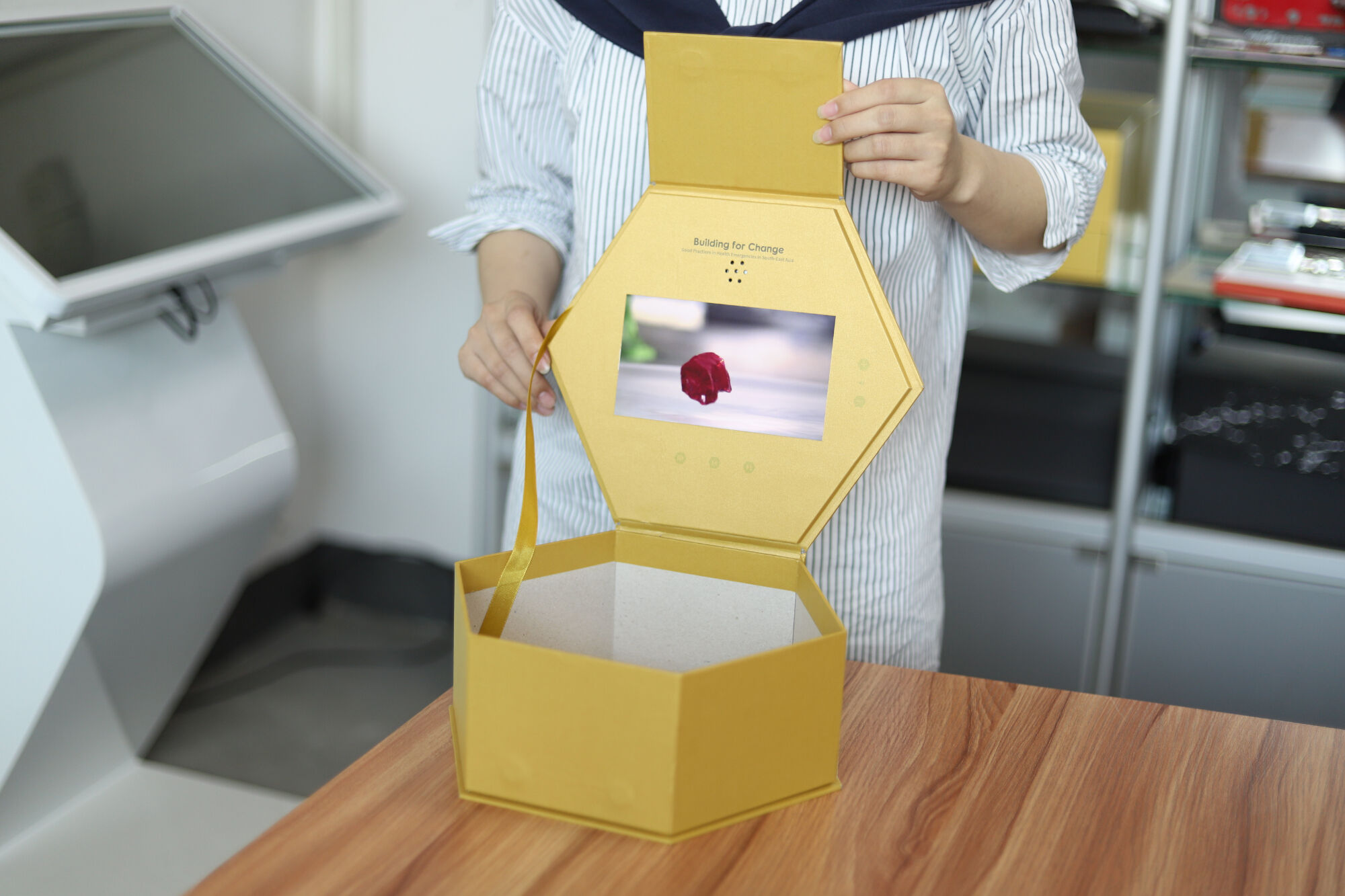 Hexagonal Video Gift Box