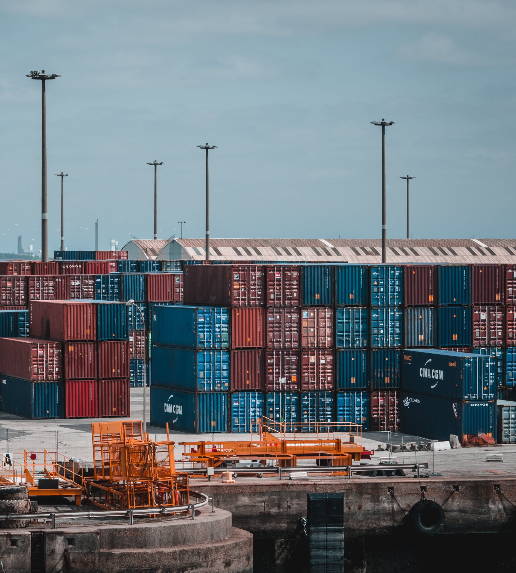 MLH Logistics: Your Expert Freight Broker for International Shipping