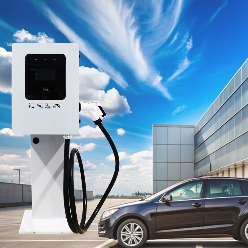 Bequeme Energie unterwegs dank Verfügbarkeit von DC-Ladestationen in der Nähe