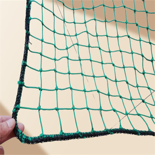 The Benefits of Using a Safety Net for Container Shipping