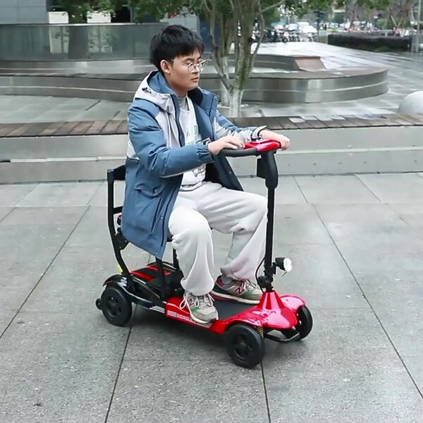 Caractéristiques de sécurité du transport en scooter de mobilité