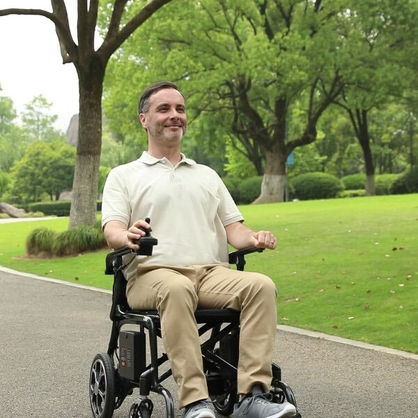 Innovation dans les chaises électriques pliantes légères