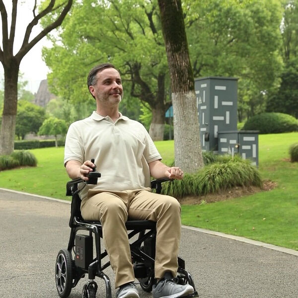Comment utiliser un fauteuil roulant électrique transportable ?