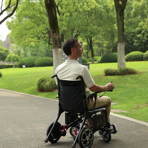 Safety in Power Chairs for Seniors