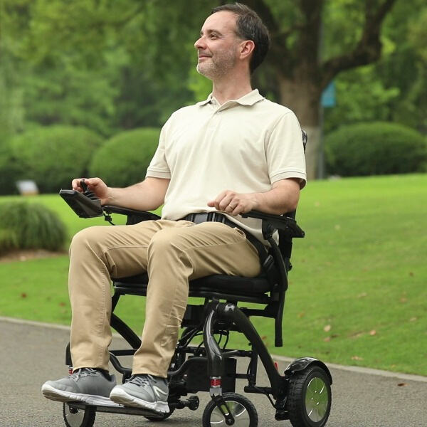 Innovation in Lightweight Power Chairs