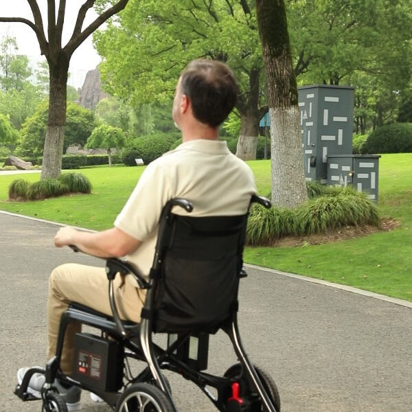 ویژگیهای ایمنی صندلی جابجایی برقی