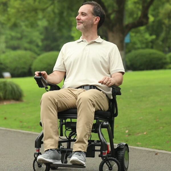 Safety Features in Lightweight Power Chairs