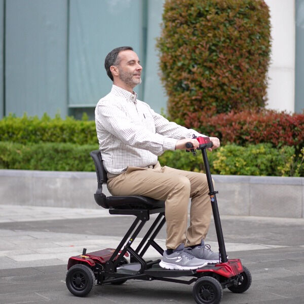 Comment utiliser exactement les petits scooters de mobilité