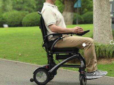 Hospital Wheelchair BC-ES680M: Antimicrobial Upholstery for Infection Control