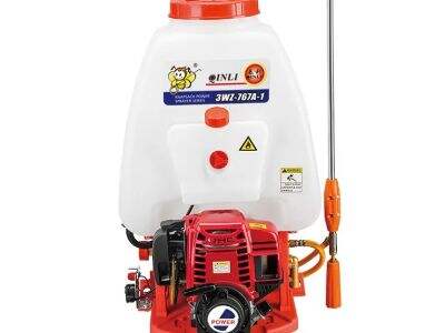 Farm sprayers equipped with agitation systems help keep mixed solutions uniform