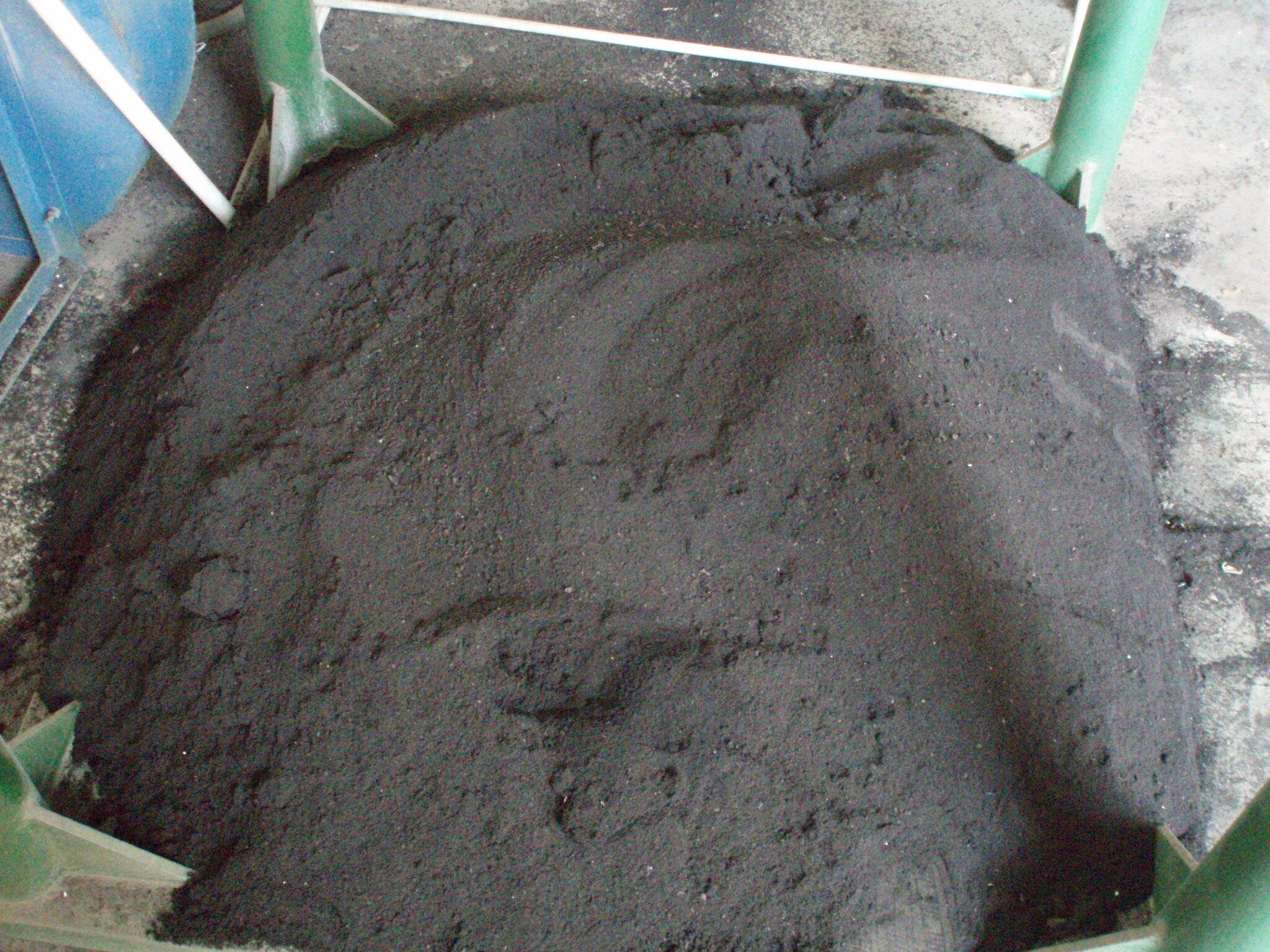 Fully Automatic Car Tire Rubber Powder Waste Tires Recycling Machine manufacture