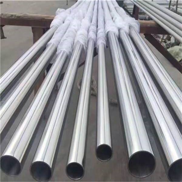 Applications of 1 4 steel pipe in construction